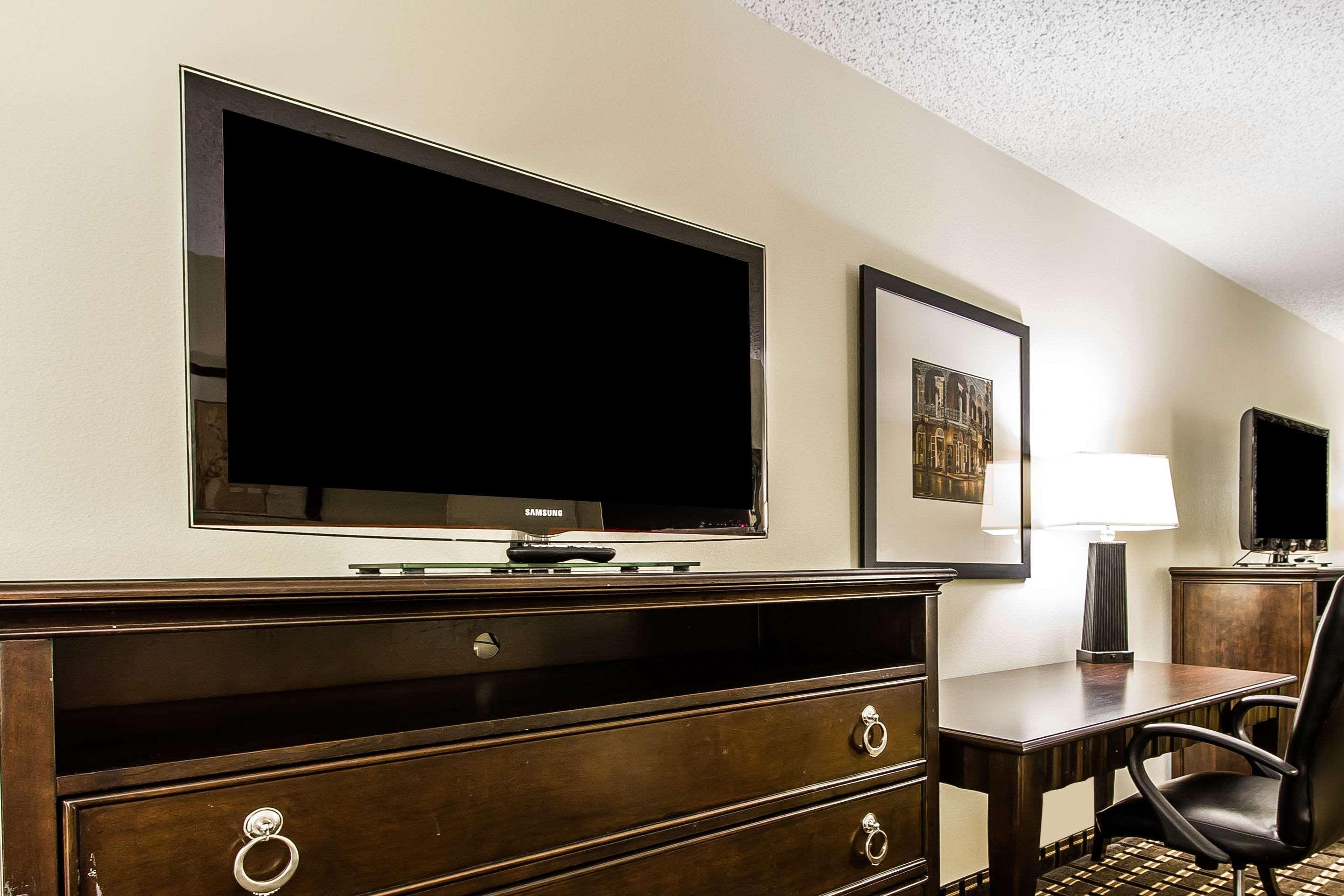 אופלוסס Evangeline Downs Hotel, Ascend Hotel Collection מראה חיצוני תמונה