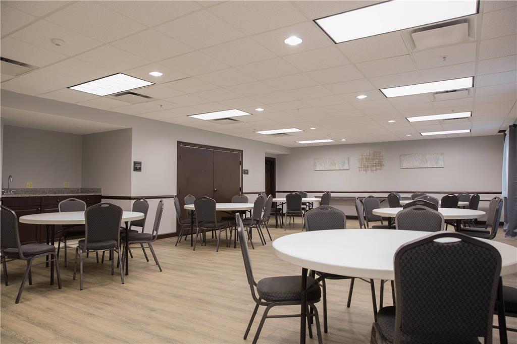 אופלוסס Evangeline Downs Hotel, Ascend Hotel Collection מתקנים תמונה