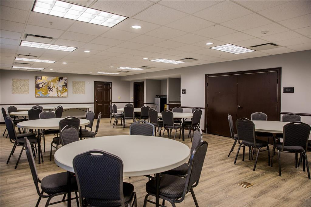 אופלוסס Evangeline Downs Hotel, Ascend Hotel Collection מתקנים תמונה