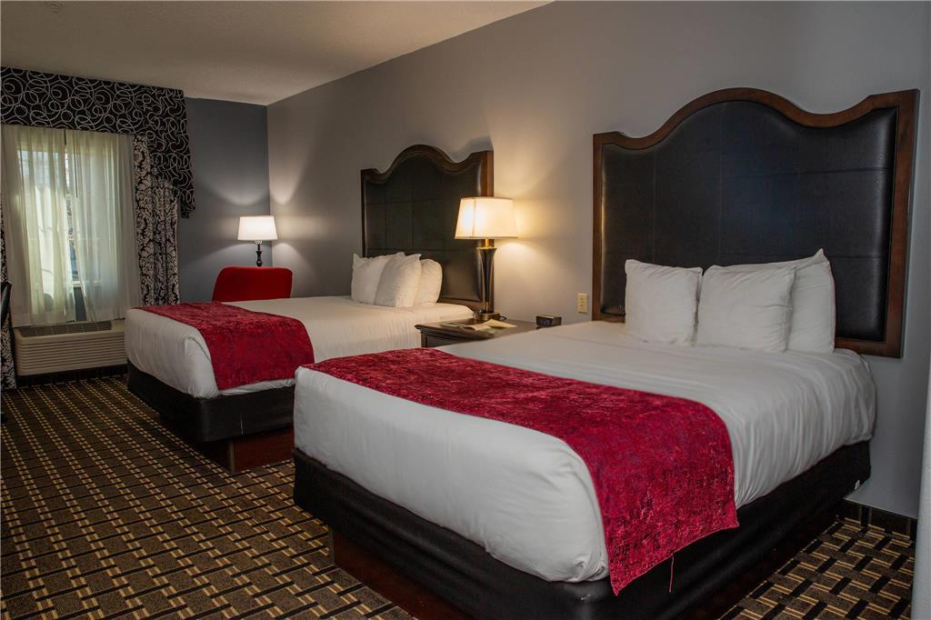 אופלוסס Evangeline Downs Hotel, Ascend Hotel Collection חדר תמונה